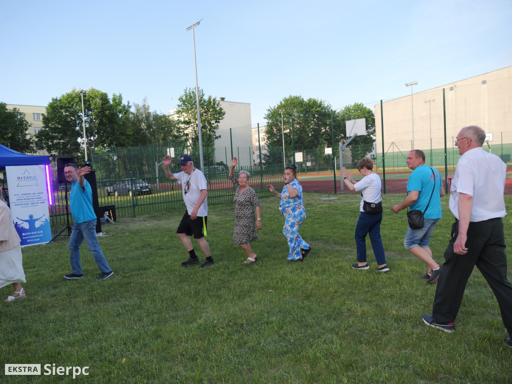 Potańcówka na Osiedlu nr 7