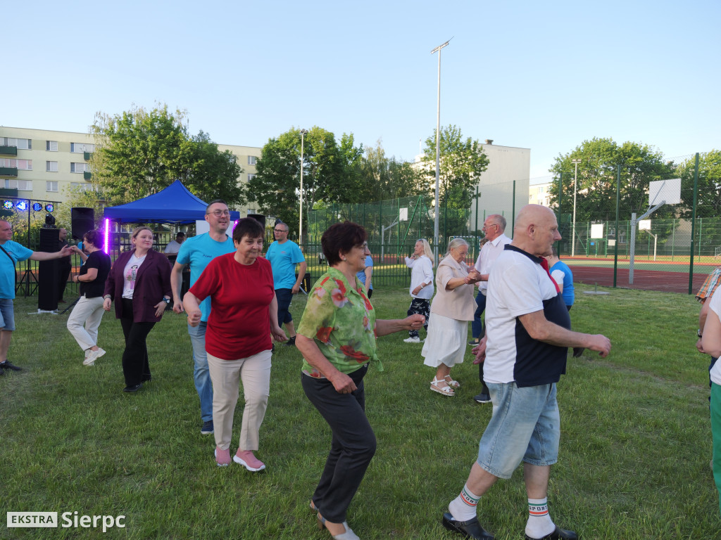 Potańcówka na Osiedlu nr 7