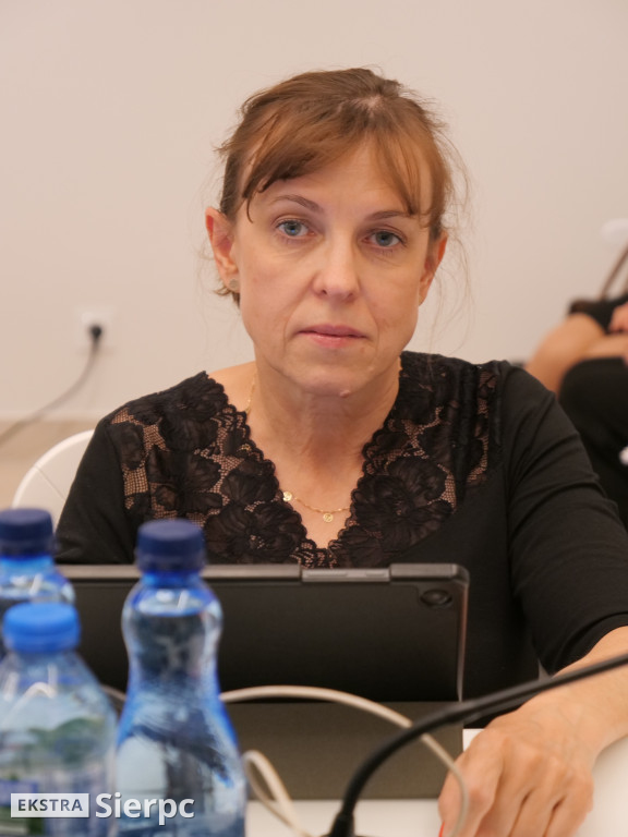 Sesja Rady Miejskiej na dworcu PKP