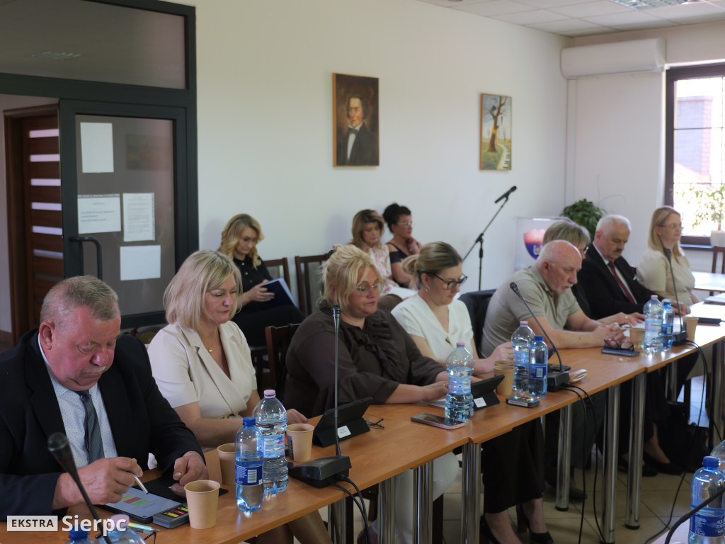 Sesja absolutoryjna w gminie Rościszewo