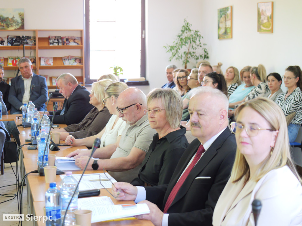 Sesja absolutoryjna w gminie Rościszewo