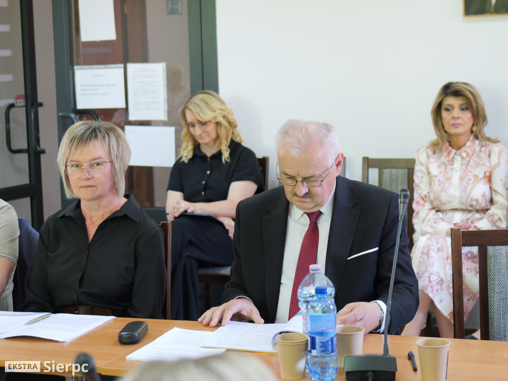 Sesja absolutoryjna w gminie Rościszewo