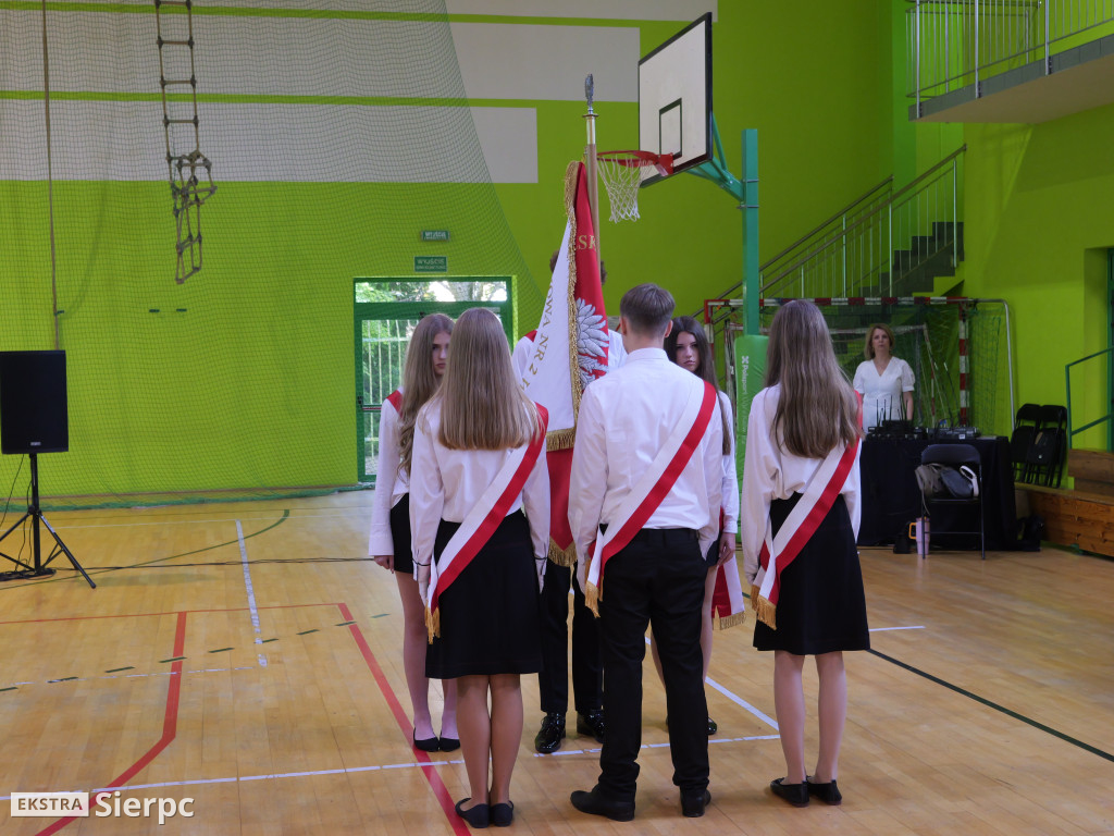 Pożegnanie ósmoklasistów w Dwójce