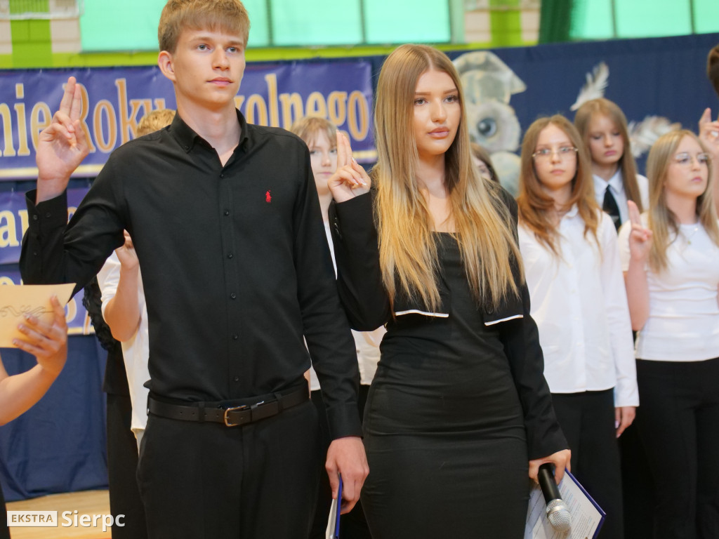 Pożegnanie ósmoklasistów w Dwójce