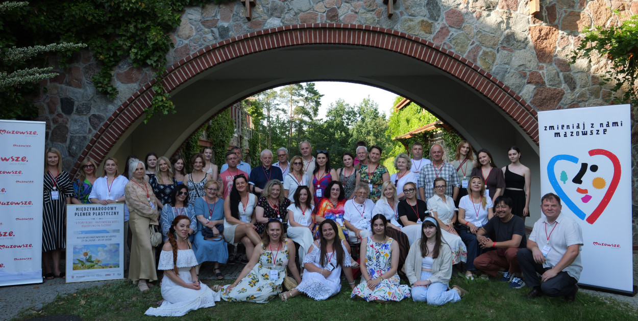 Plener malarski w sierpeckim skansenie
