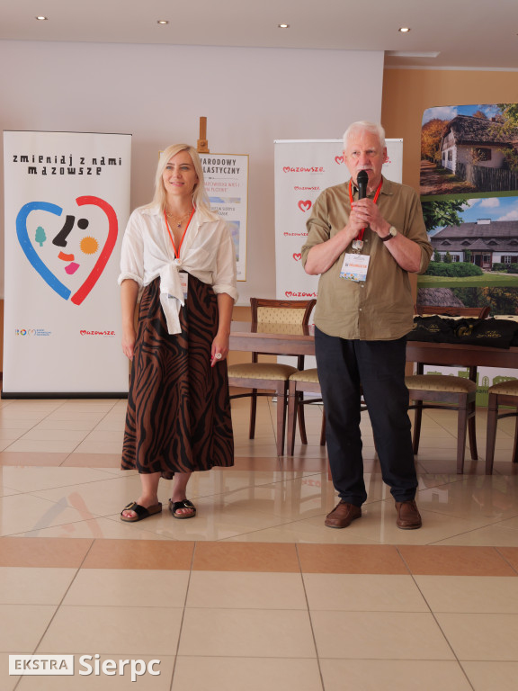 Plener malarski w sierpeckim skansenie
