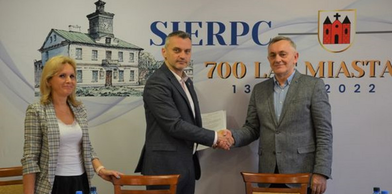fot.UM SIerpc