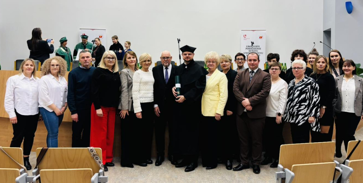 Nauczyciel z Zawidza otrzymał doktorat na Uniwersytecie Łódzkim