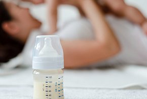 Groźna bakteria w mleku dla niemowląt. Nie podawaj dzieciom!-13734