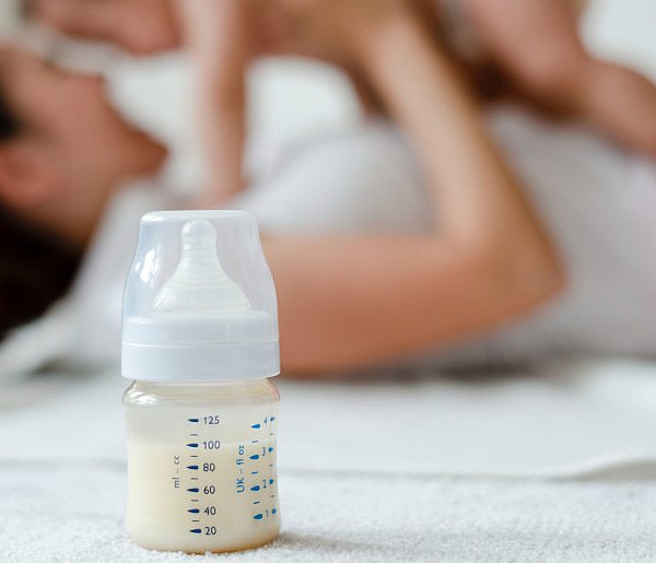 Groźna bakteria w mleku dla niemowląt. Nie podawaj dzieciom!-13734