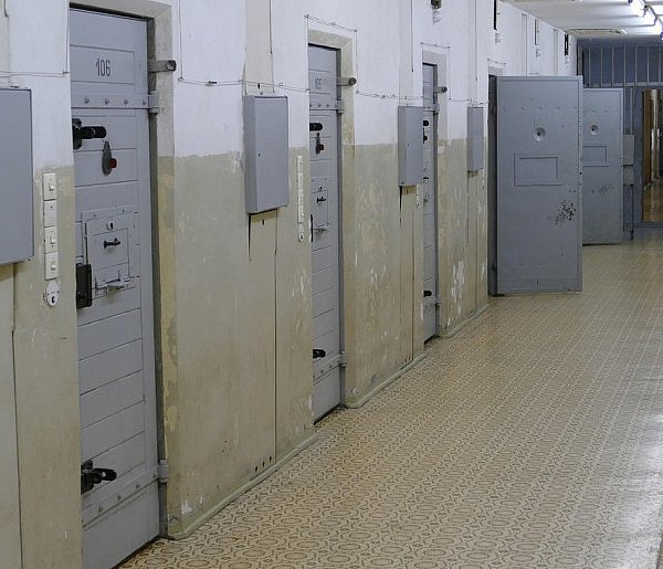 Polska na szczycie niechlubnego rankingu. Chodzi o więźniów-19032
