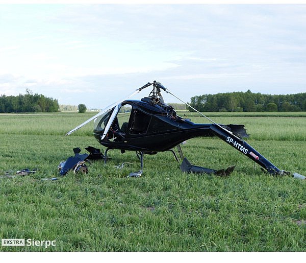 Helikopter spadł na pole-19072
