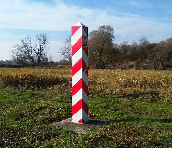 Nie każdy przejedzie bez zatrzymania. Wracają kontrole na granicach Polski-19825