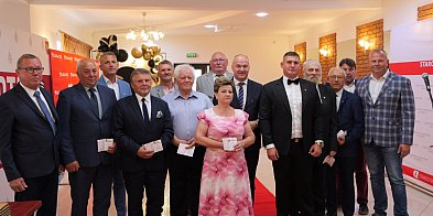 Trzy dni święta, trzy dekady piłkarskiej pasji-20205