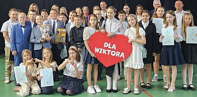 Zamiast kwiatka – dar serca dla Wiktora-20305