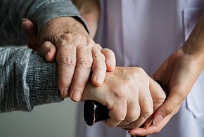 Ponad 2 tys. zł miesięcznie. Seniorzy i ich rodziny czekali na to latami-20399