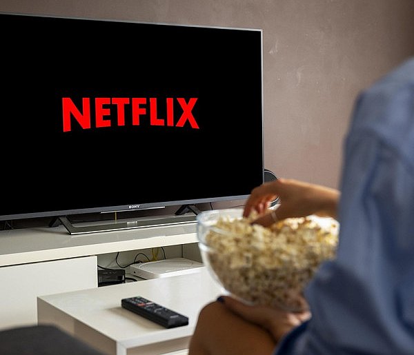 Netflix pod lupą UOKiK. Czy klienci dostaną zwrot pieniędzy?-20482