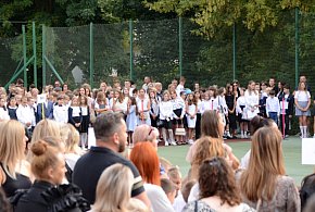 Nowy rok szkolny wystartował. Co się zmienia od 1 września?-20517