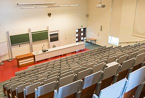 Uczelnie przeżywają oblężenie. Ten kierunek przyciąga tłumy-21389