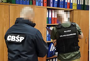 Ponad 12 mln zł wyłudzonych tytułem nienależnego zwrotu podatku VAT