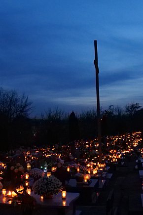 Wszystkich Świętych na sierpeckich cmentarzach-4337