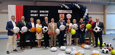 Nowa hala w Ekonomiku otwarta-21708