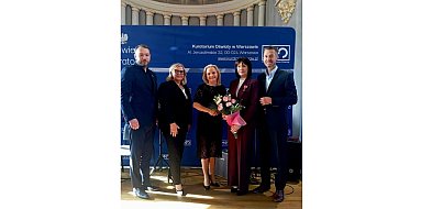 Medal dla dyrektor przedszkola-22092