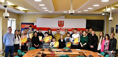 Młodzież zapobiega pożarom