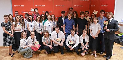 Studenci chcą praktykować u marszałka