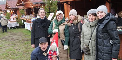 Na bożonarodzeniowym jarmarku-22456