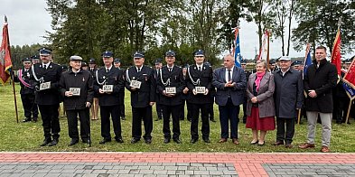 60 lat służby, odwagi i poświęcenia-21341