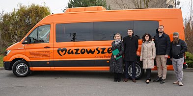 Nowy autobus szkolny-22324