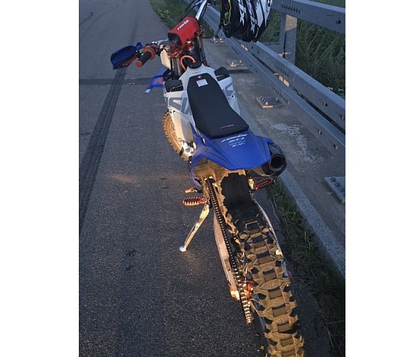 Nieletni bez uprawnień wpadli na wiejskiej drodze-20476