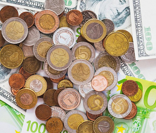 Koniec znanego kantoru internetowego. Co z poszkodowanymi po upadłości?-21217