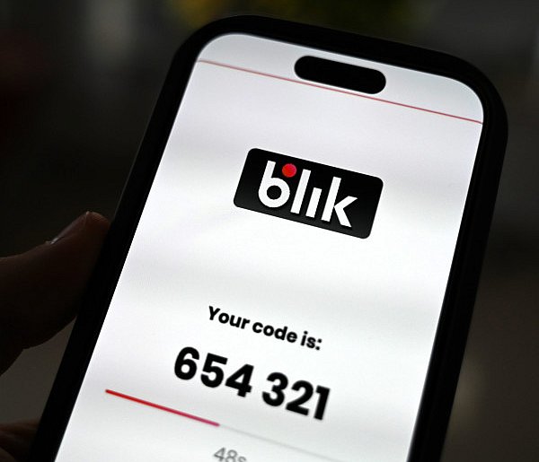 Codzienny przelew BLIK do znajomego? Skarbówka może to sprawdzać-21282