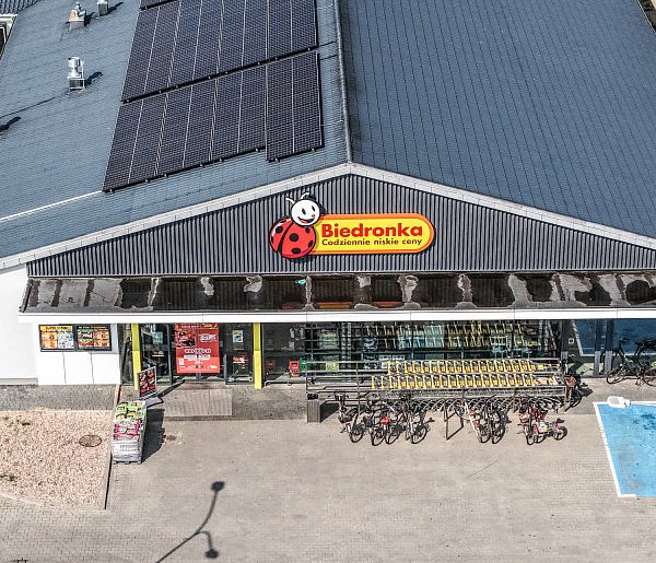 Biedronka zapłaci potężną karę. Sieć kusiła niejasną promocją-21535