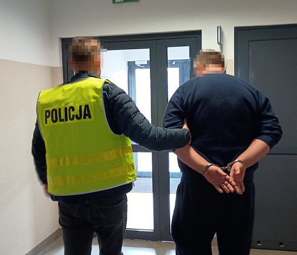 Atak na dyrektorkę szkoły w Gójsku-22245