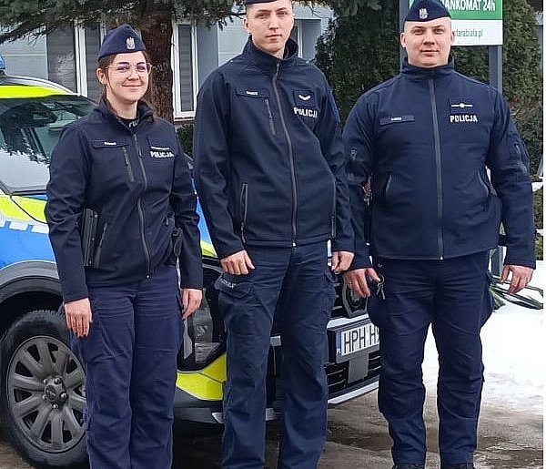 Kobieta wpadła do przerębla