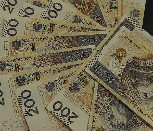 Radni województwa przeznaczyli dodatkowe 2,8 mln zł na inwestycje