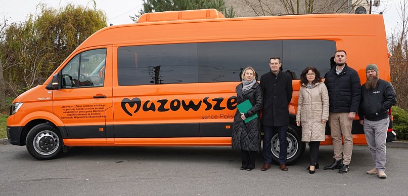 Nowy autobus szkolny