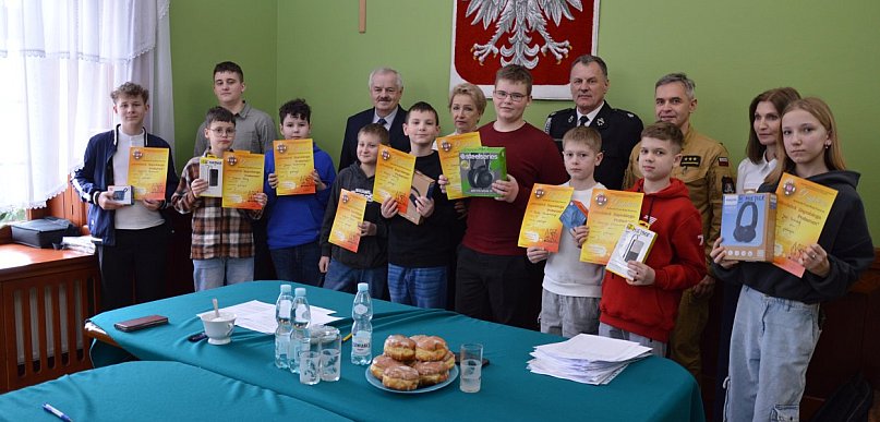 Młodzież zapobiega pożarom