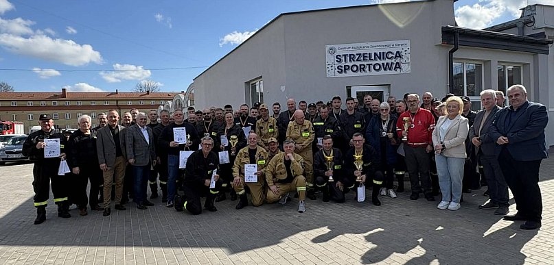 Strażacy rywalizowali na strzelnicy