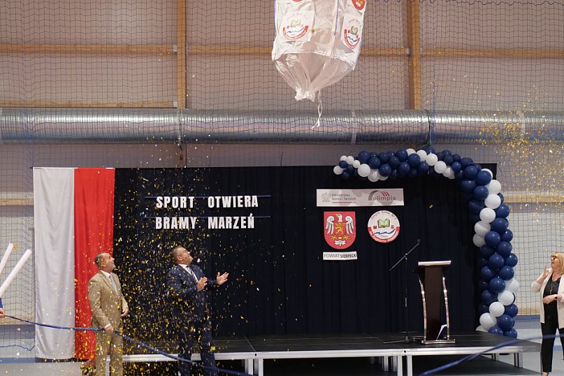 Otwarcie hali w Ekonomiku