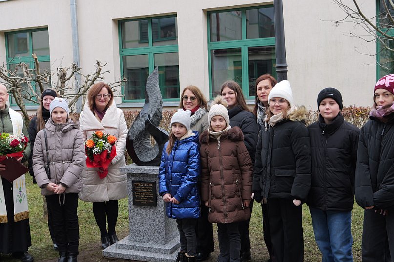 Twórczy Ognik przed Ogniskiem Pracy Pozaszkolnej