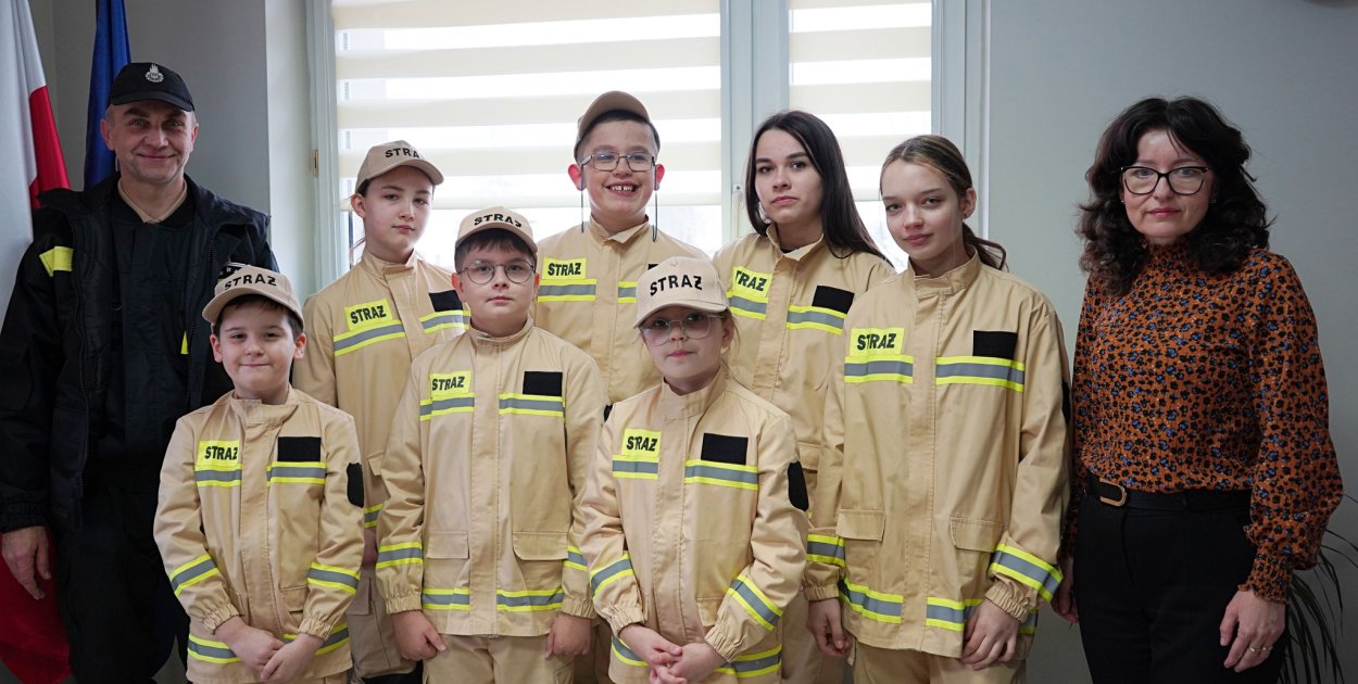 Wizyta młodych strażaków
