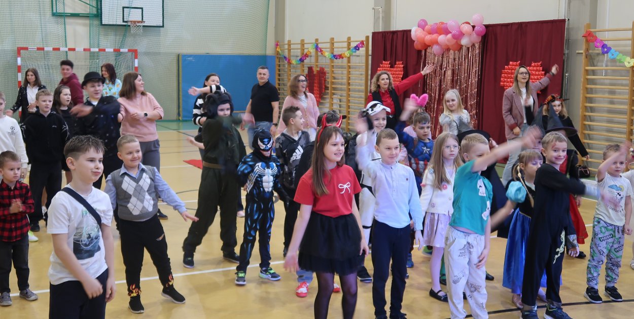 Karnawałowy bal dla najmłodszych w Łukomiu