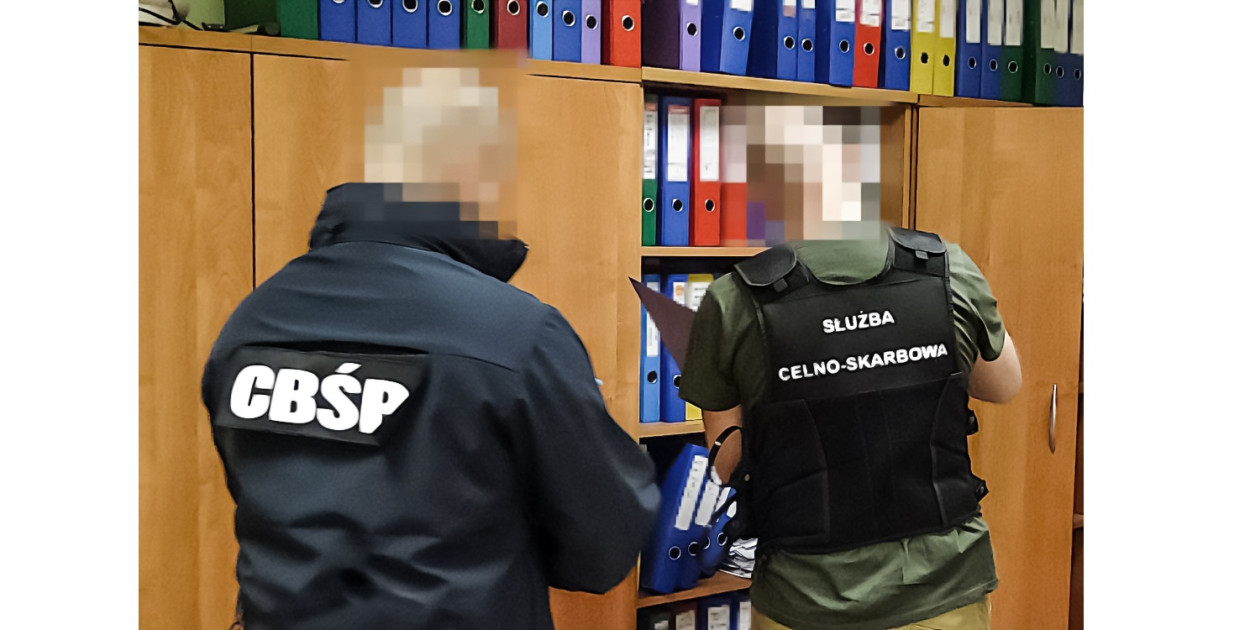 Ponad 12 mln zł wyłudzonych tytułem nienależnego zwrotu podatku VAT