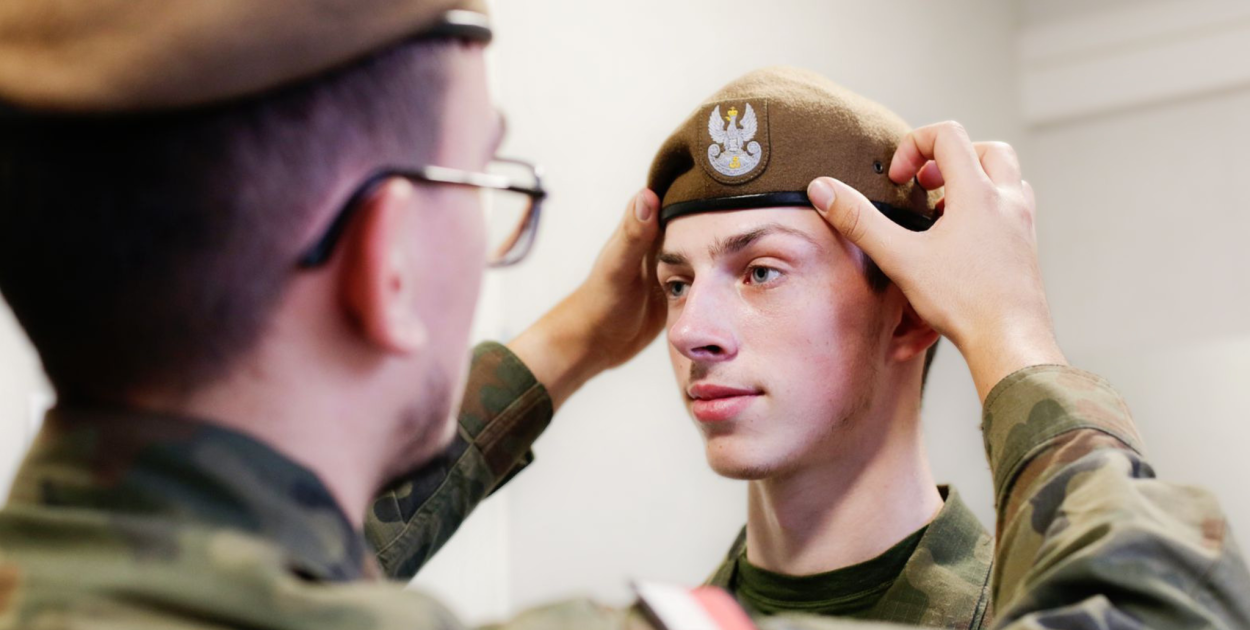 Pokażą dumę z munduru!