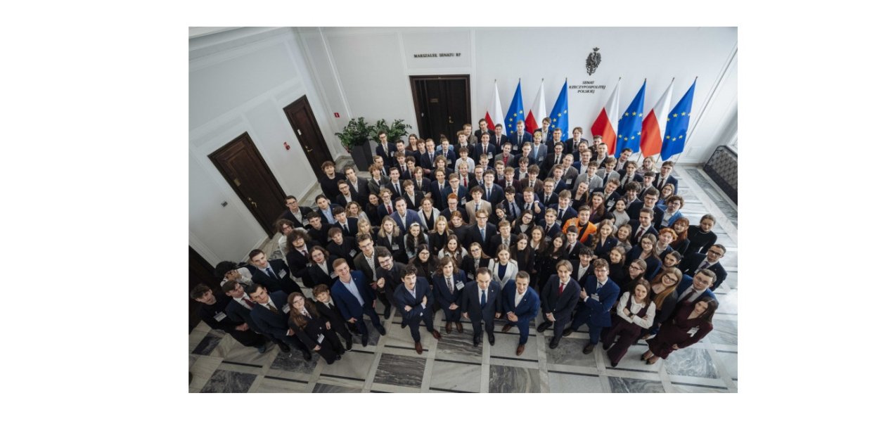 Dyskusje młodych o edukacji, prawach ucznia i internecie